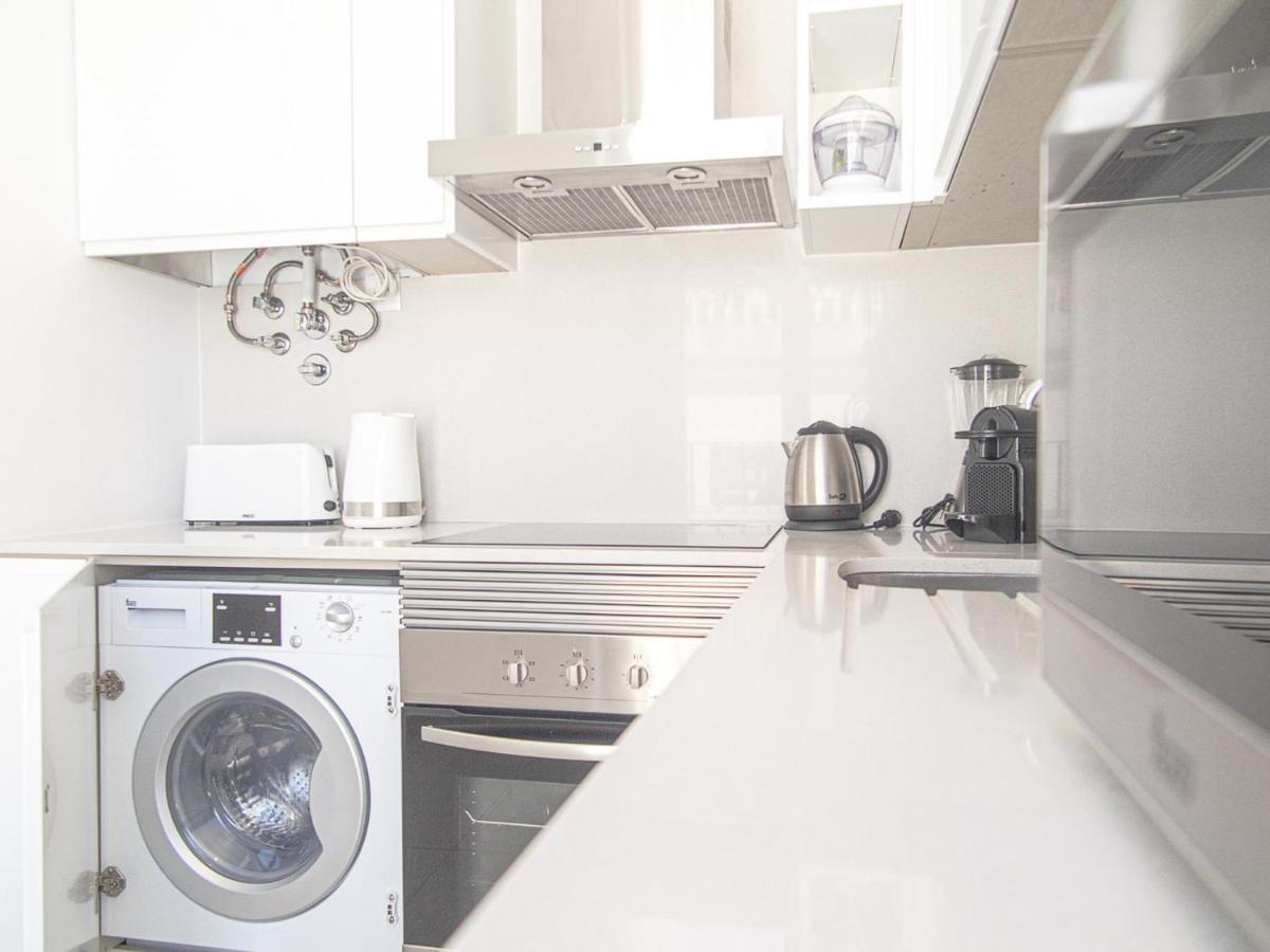 Baixa Chiado 2 Bedroom Duplex Apt With Ac Elevator Lissabon Exterior foto