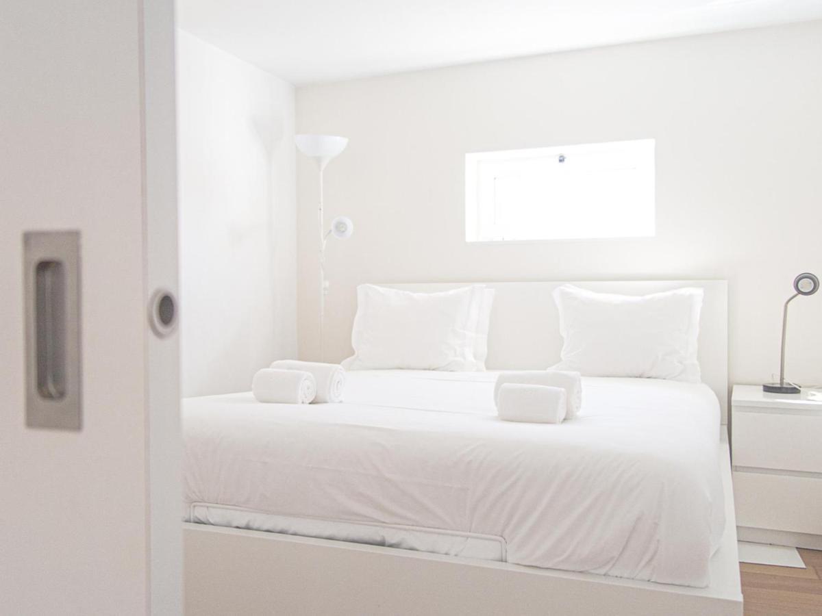 Baixa Chiado 2 Bedroom Duplex Apt With Ac Elevator Lissabon Exterior foto